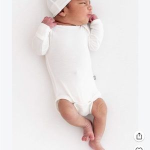 Kyte Baby Long Sleeve Bamboo Bodysuit Cloud White 6-12m